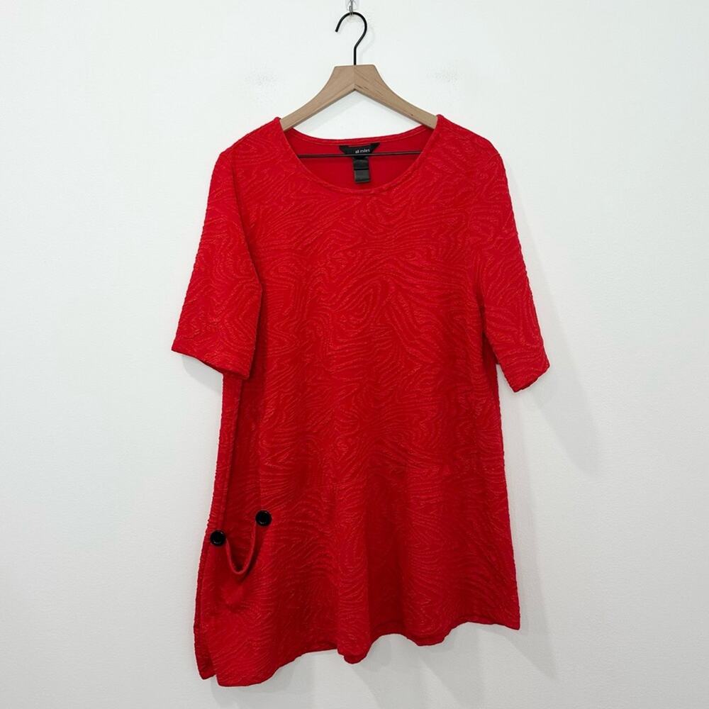 Ali Miles Red Textured Knit Tunic Top Size XL Asymmetrical Hem